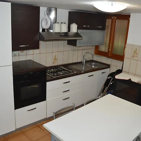 La Casa Di Nonna Maria Дом отдыха Ортоново